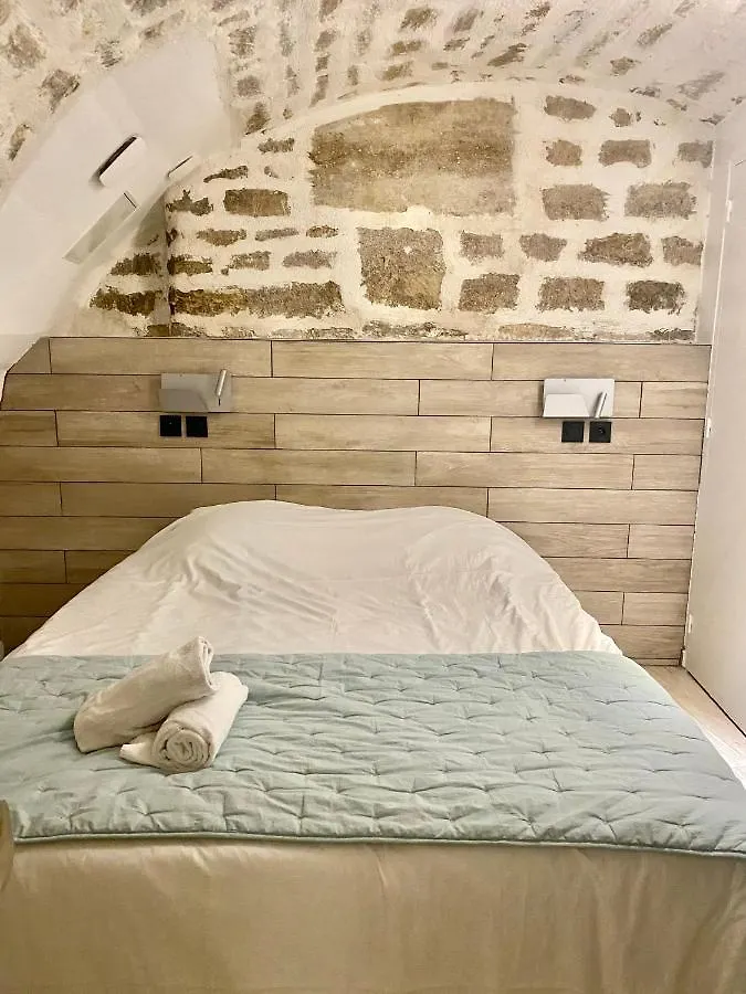 Apartament Republique Paryż