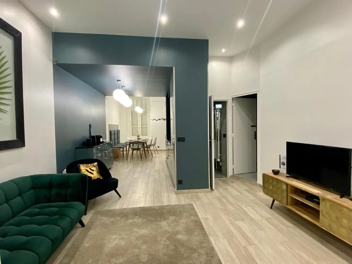 Apartament Republique