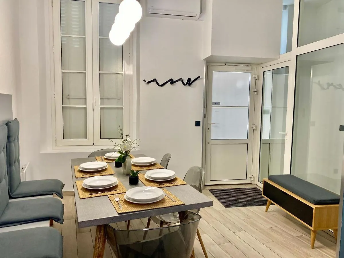 Apartament Republique *